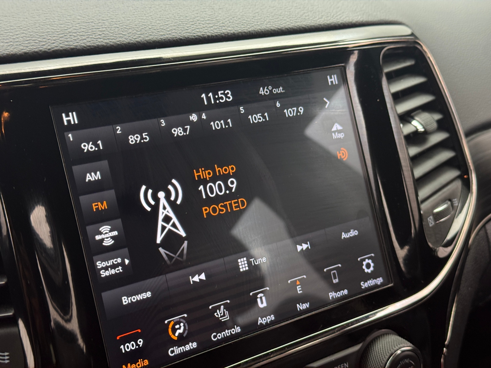 Thumbnail: 2020 Jeep Grand Cherokee - 3