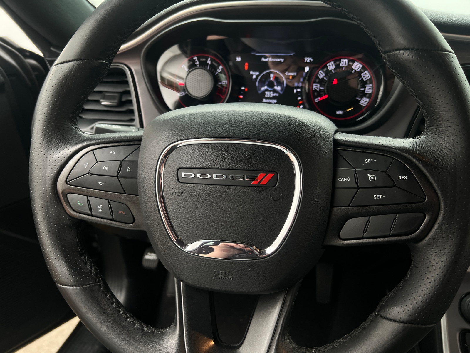 Thumbnail: 2022 Dodge Challenger - 4