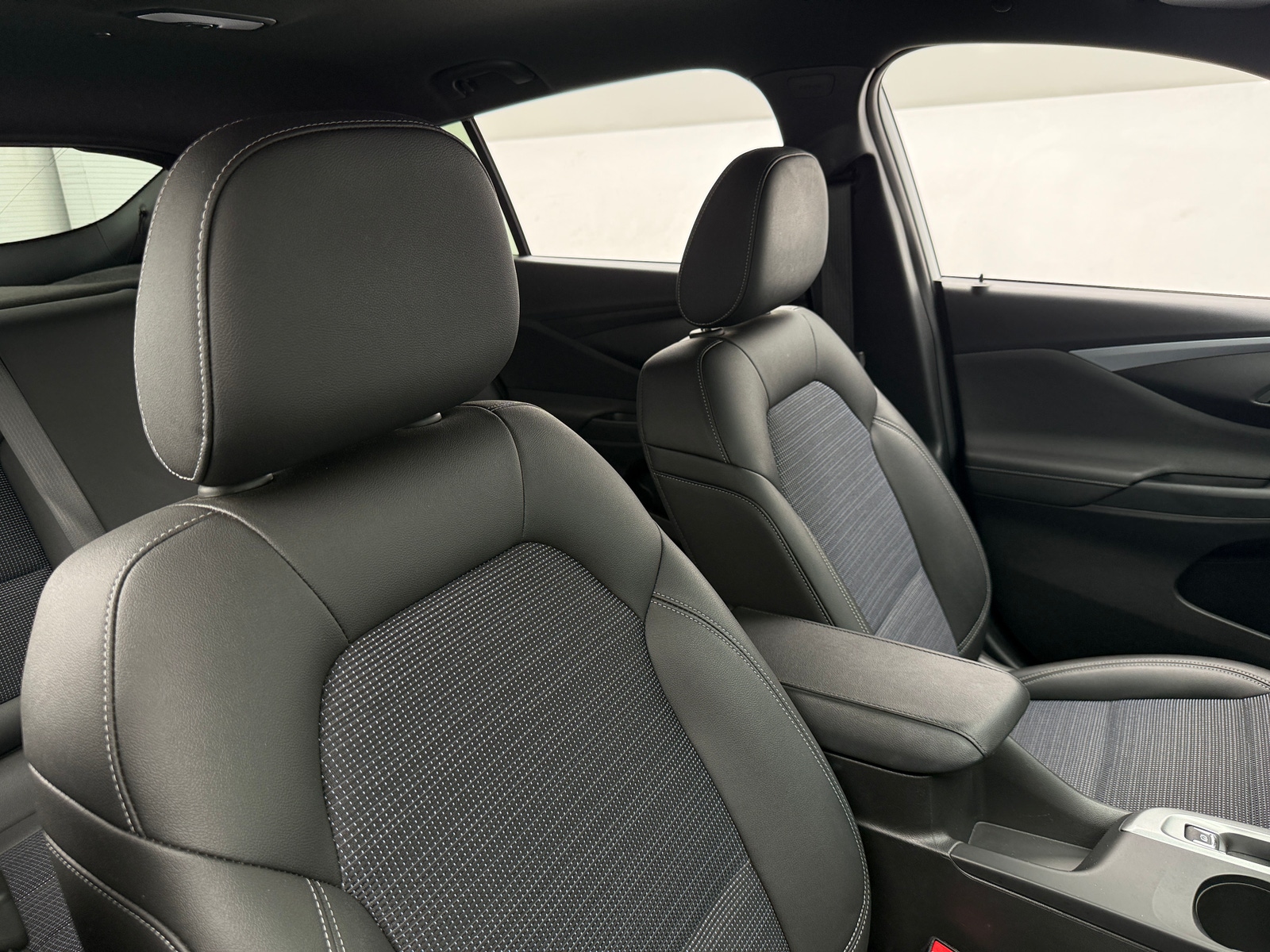 Thumbnail: 2025 Buick Envista - 2