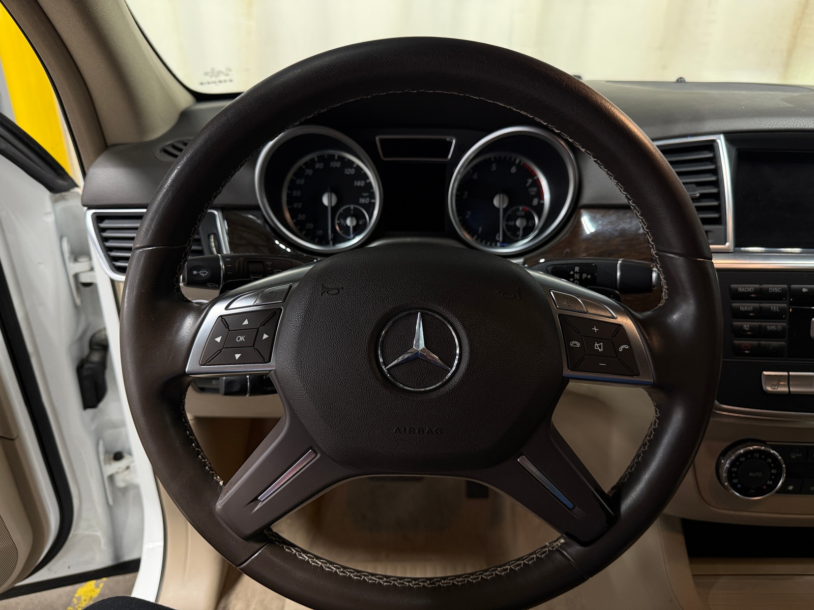 Thumbnail: 2014 Mercedes-Benz M-Class - 4