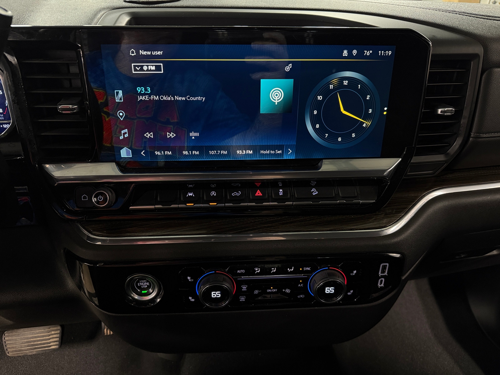 Thumbnail: 2023 Chevrolet Silverado 1500 - 4