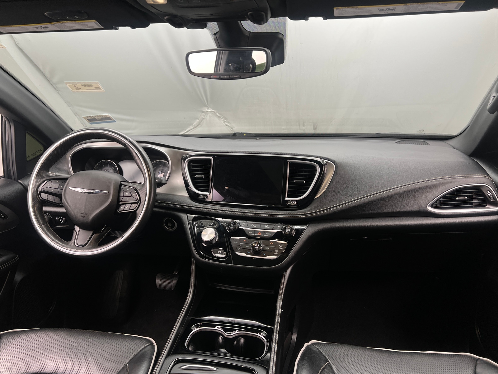 Thumbnail: 2021 Chrysler Pacifica - 2