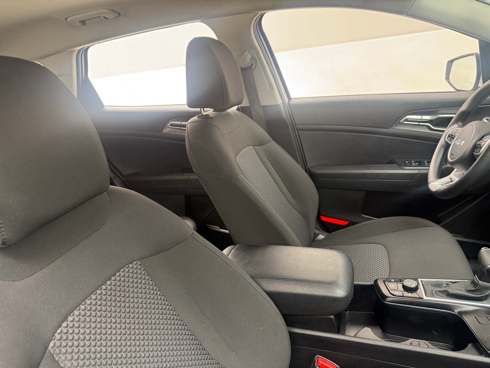 Thumbnail: 2025 Kia Sportage - 2