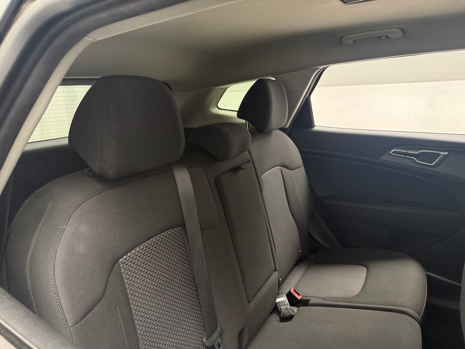 Thumbnail: 2023 Kia Sportage - 6