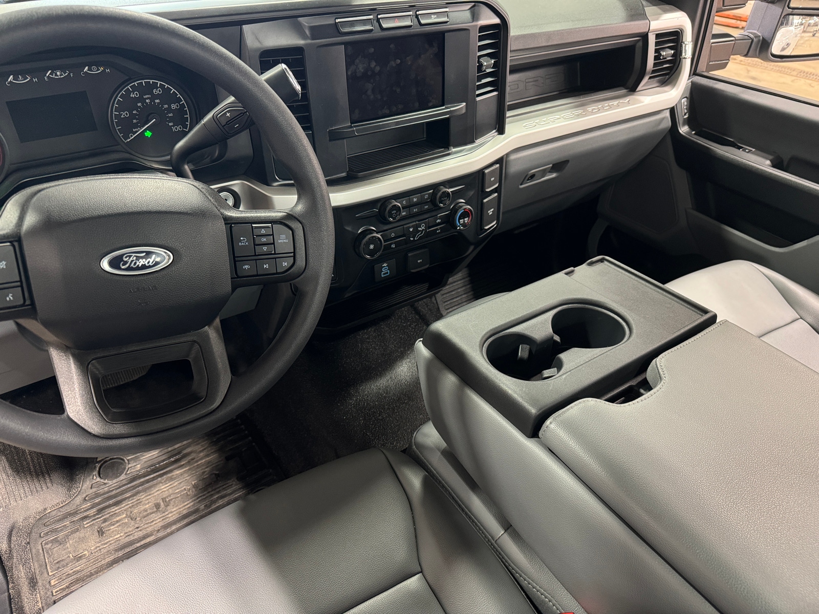Thumbnail: 2024 Ford Econoline - 3