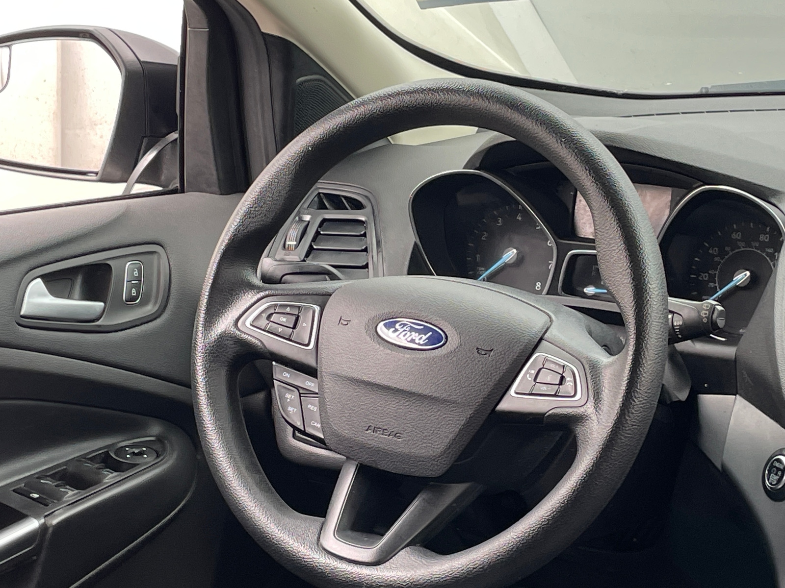 Thumbnail: 2019 Ford Escape - 5