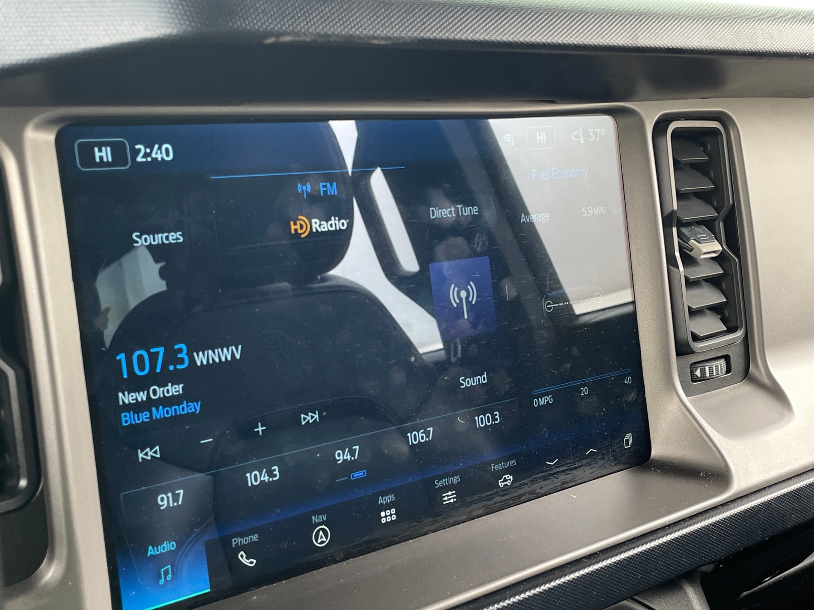 Thumbnail: 2022 Ford Bronco - 3