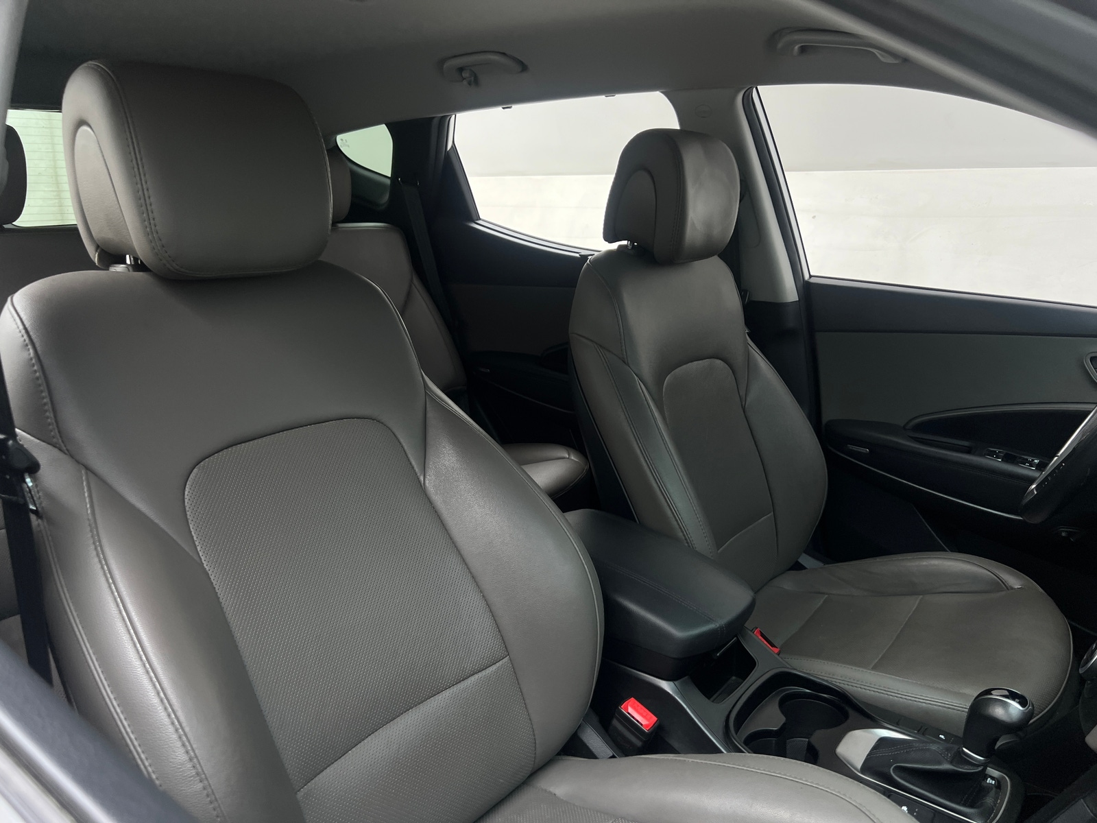 Thumbnail: 2018 Hyundai Santa Fe - 2