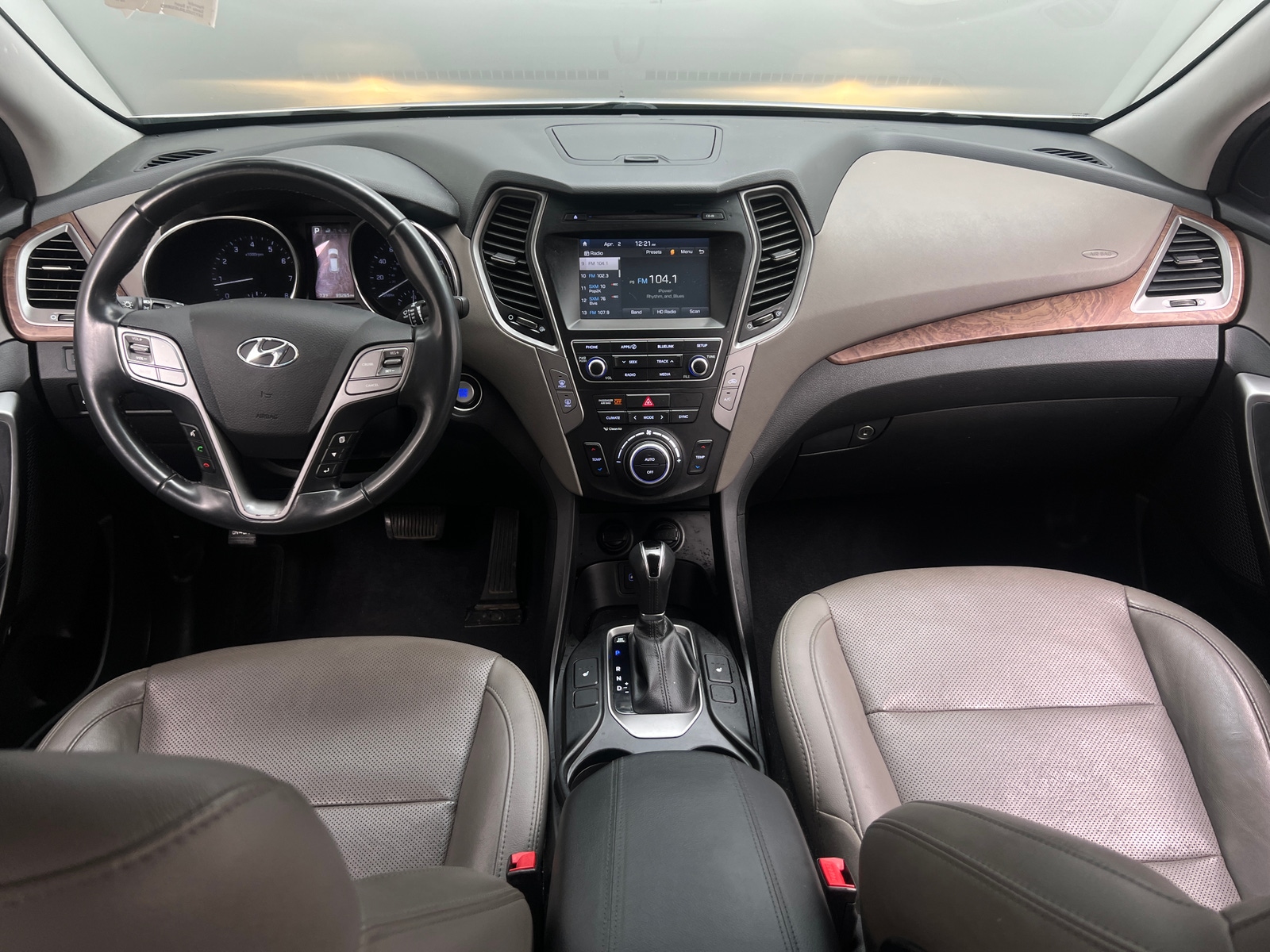 Thumbnail: 2018 Hyundai Santa Fe - 3