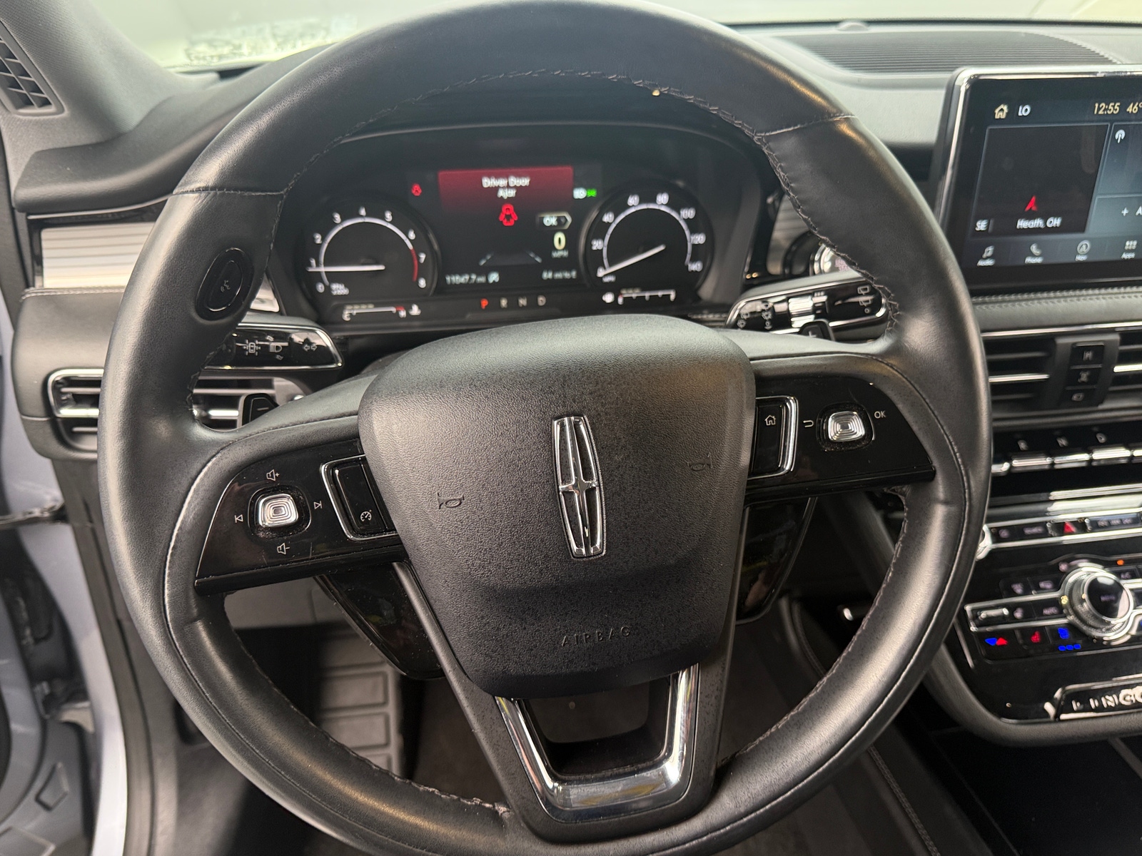 Thumbnail: 2022 Lincoln Corsair - 4