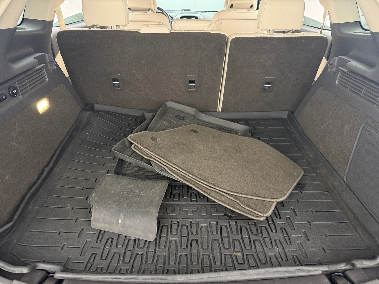 Thumbnail: 2019 Lincoln Nautilus - 6