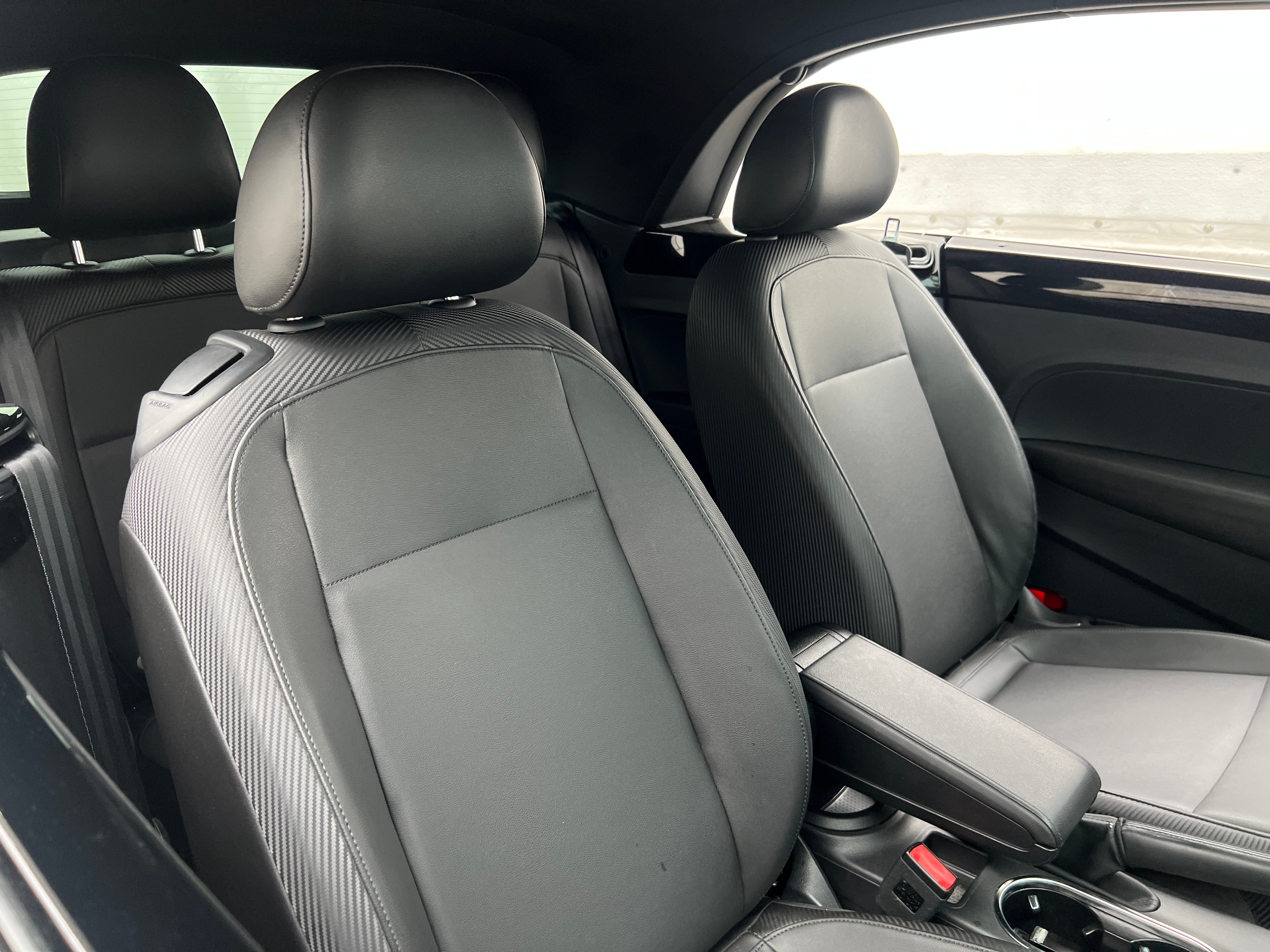 2014 Volkswagen Beetle - Image 1