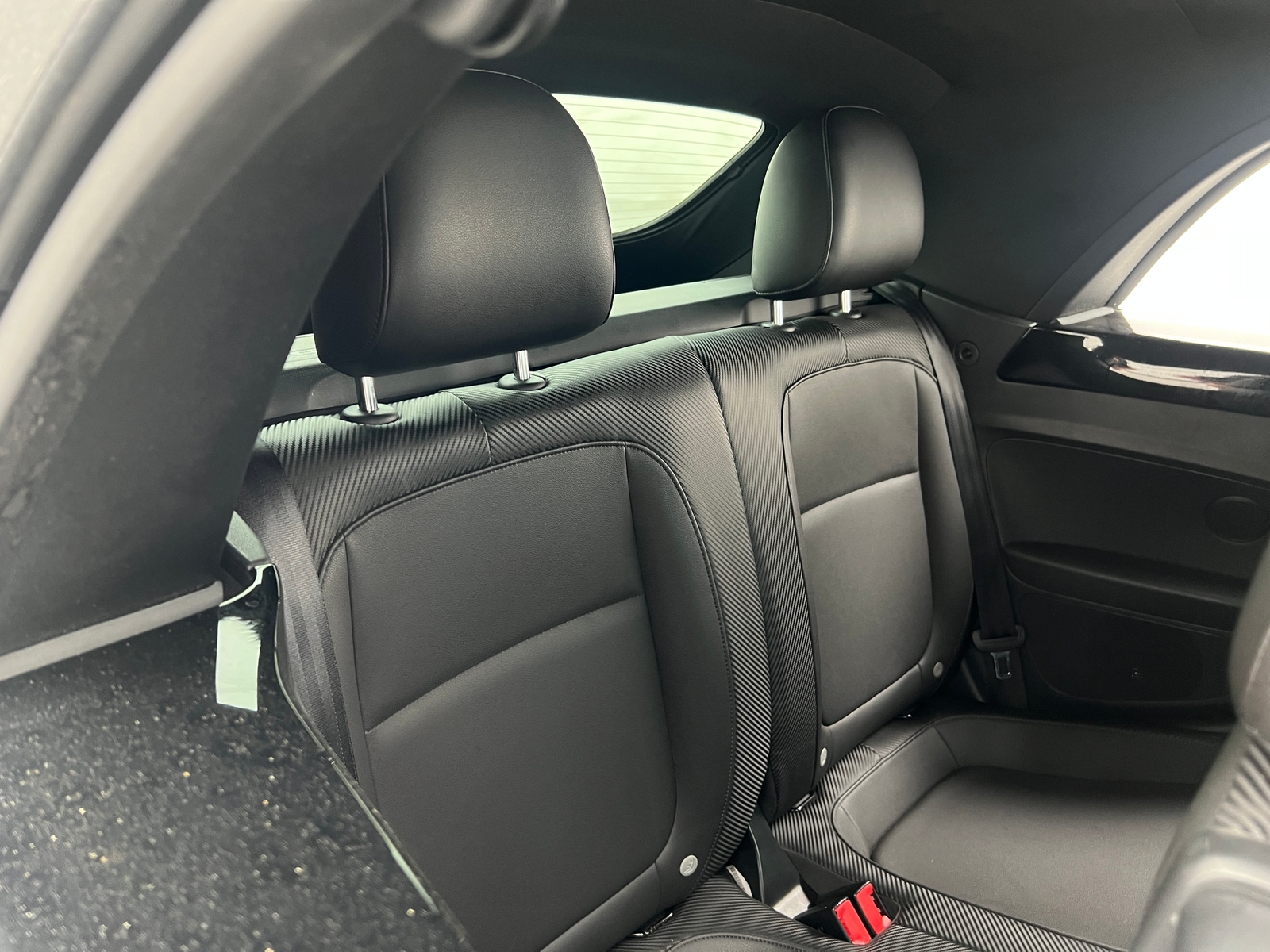 Thumbnail: 2014 Volkswagen Beetle - 4