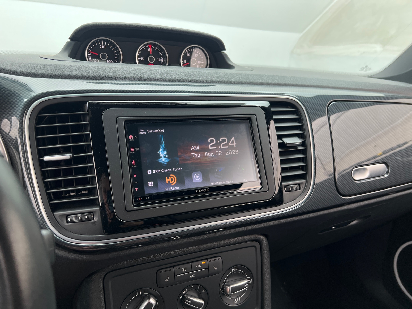 Thumbnail: 2014 Volkswagen Beetle - 2