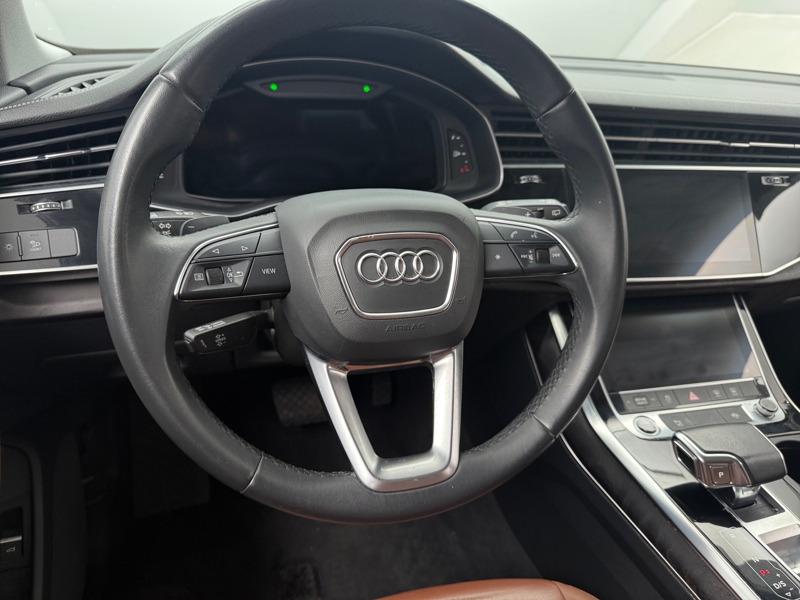 Thumbnail: 2023 Audi Q8 - 4