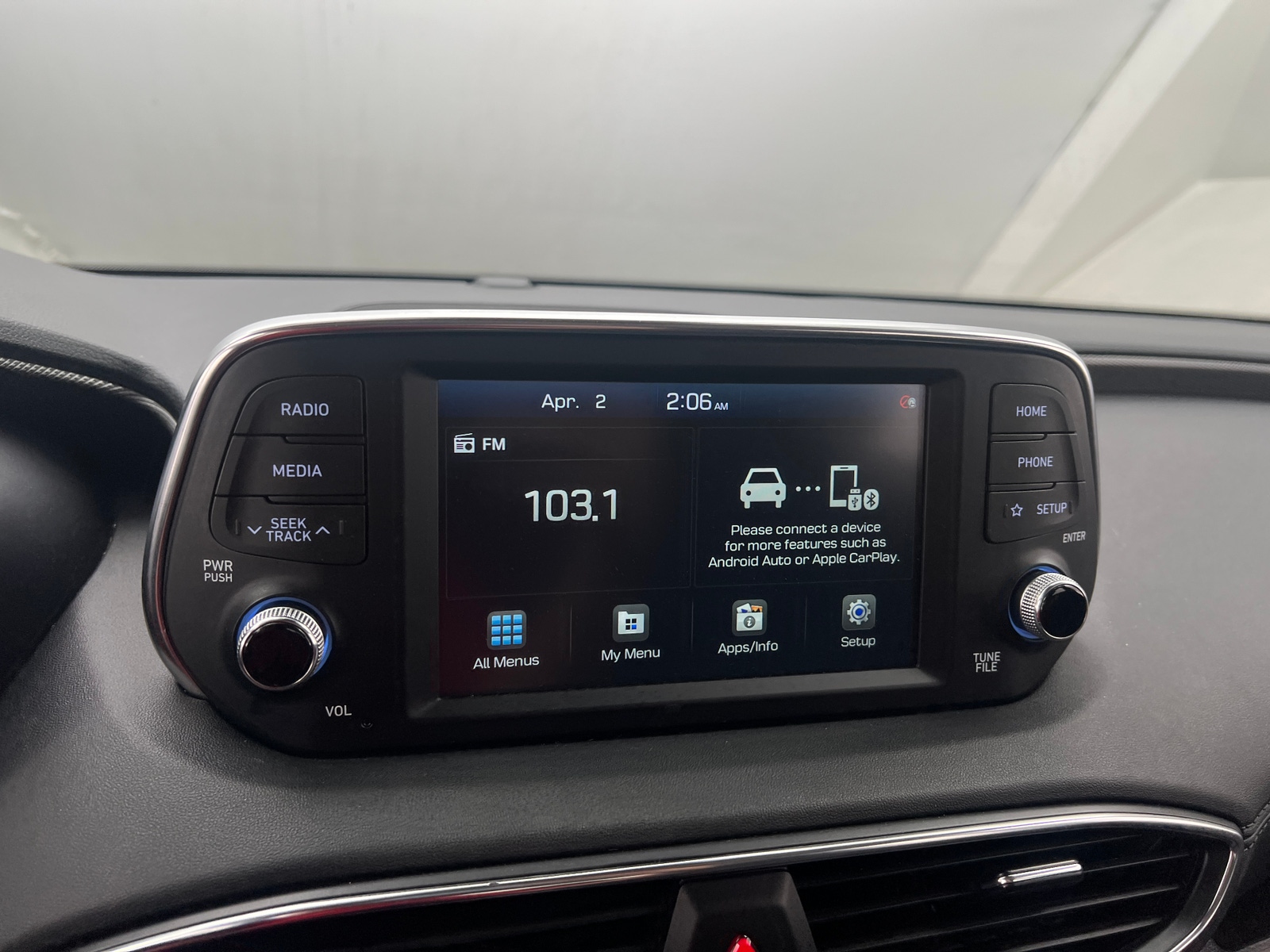 Thumbnail: 2020 Hyundai Santa Fe - 4