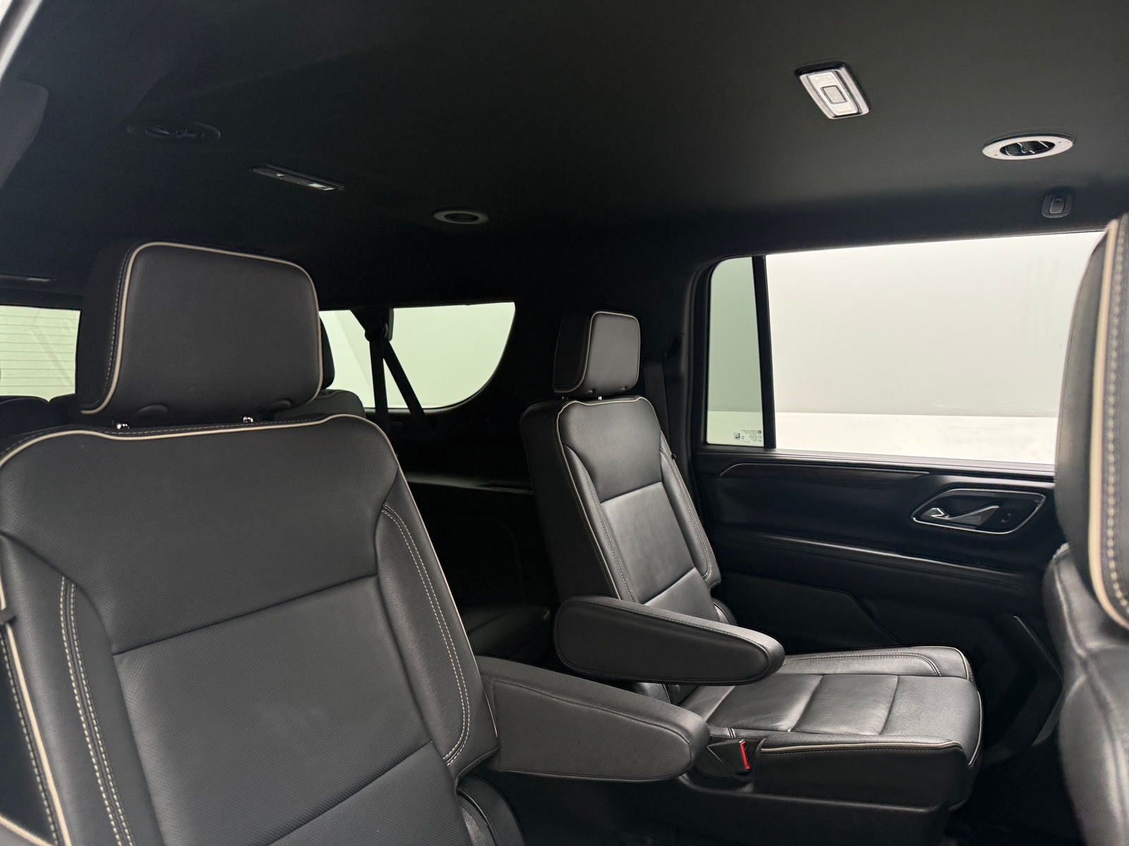 Thumbnail: 2023 Chevrolet Suburban - 5