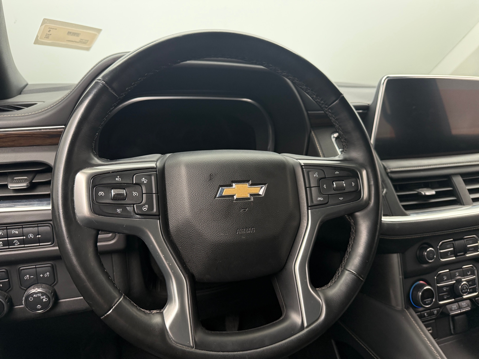 Thumbnail: 2023 Chevrolet Suburban - 4