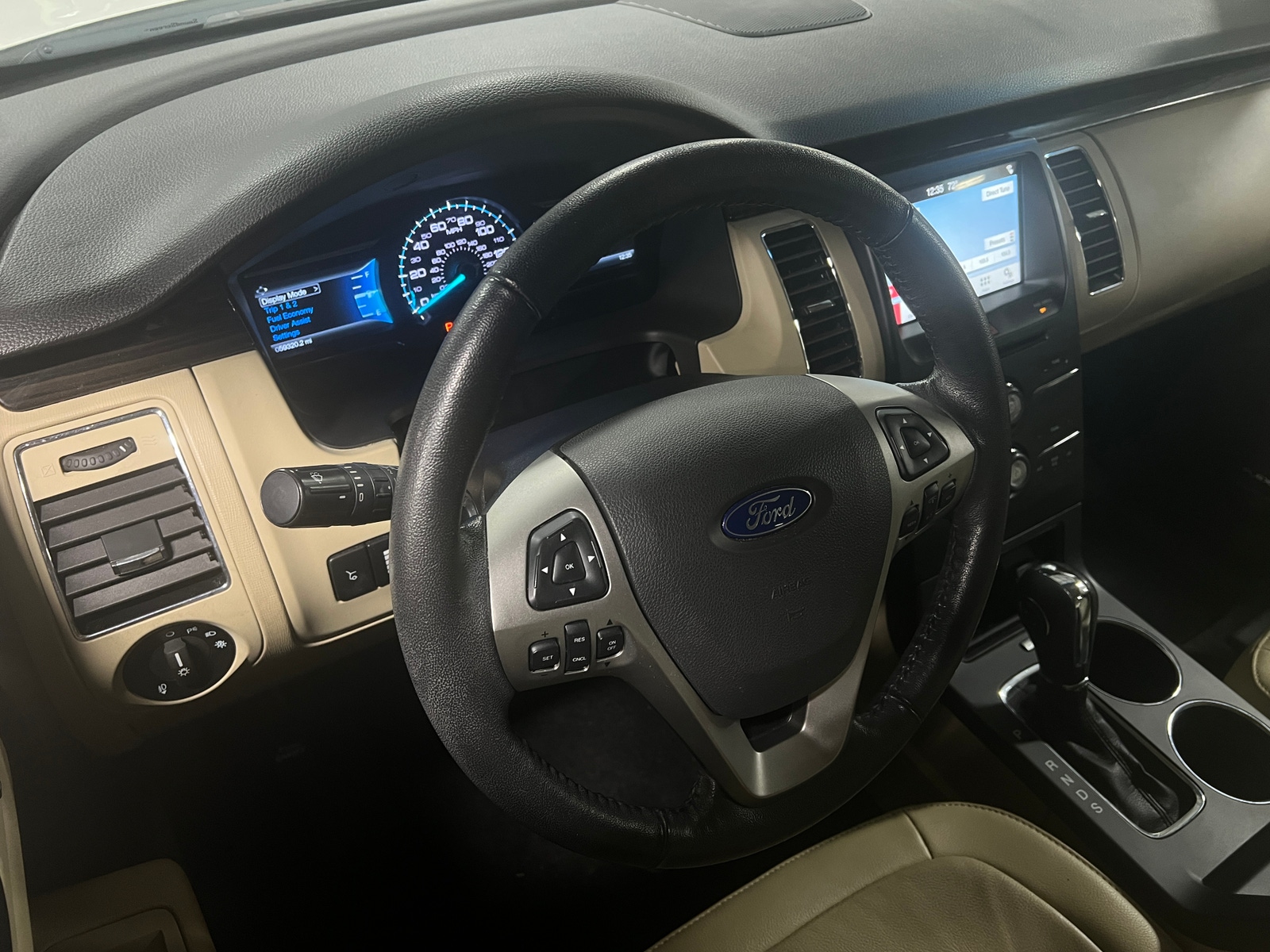 Thumbnail: 2019 Ford Flex - 4