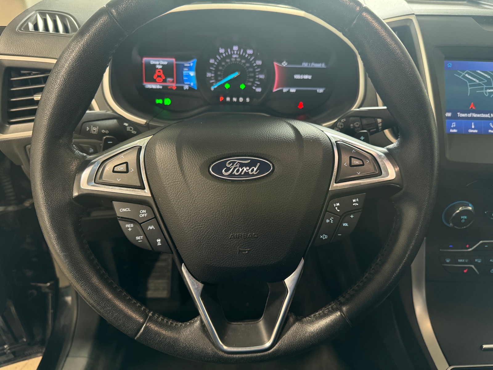 Thumbnail: 2020 Ford Edge - 4