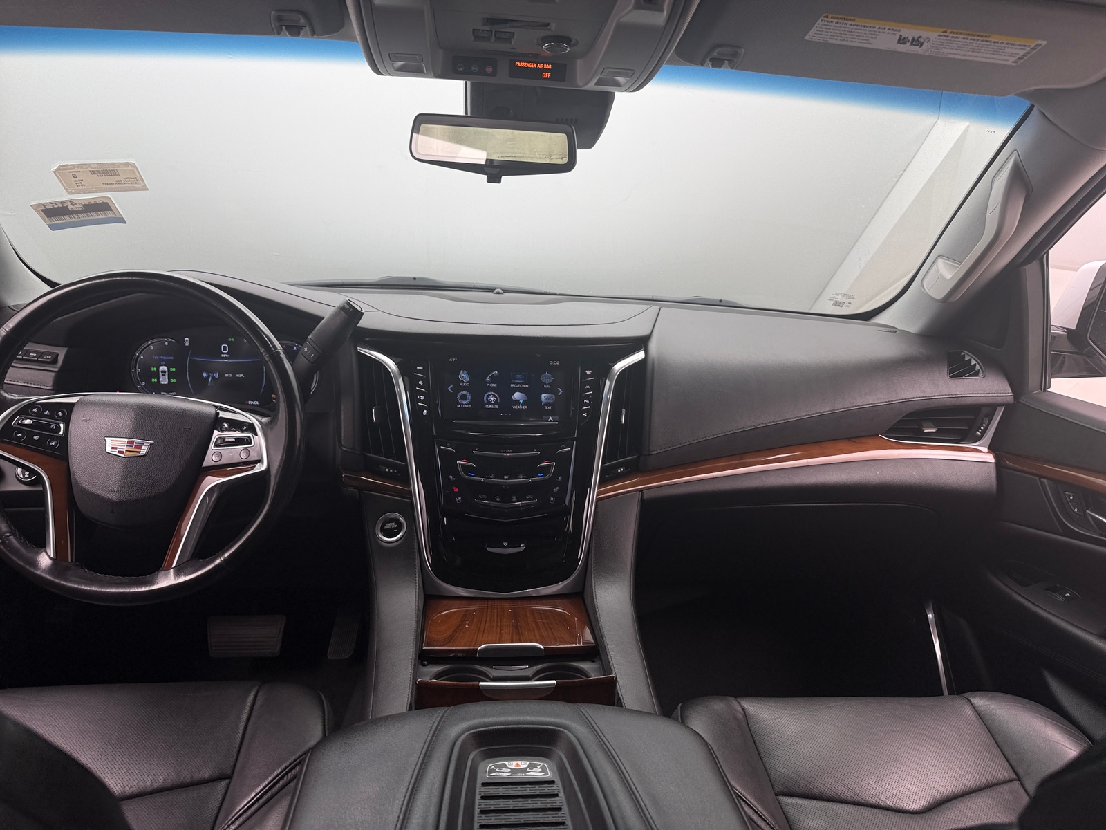 Thumbnail: 2019 Cadillac Escalade - 2
