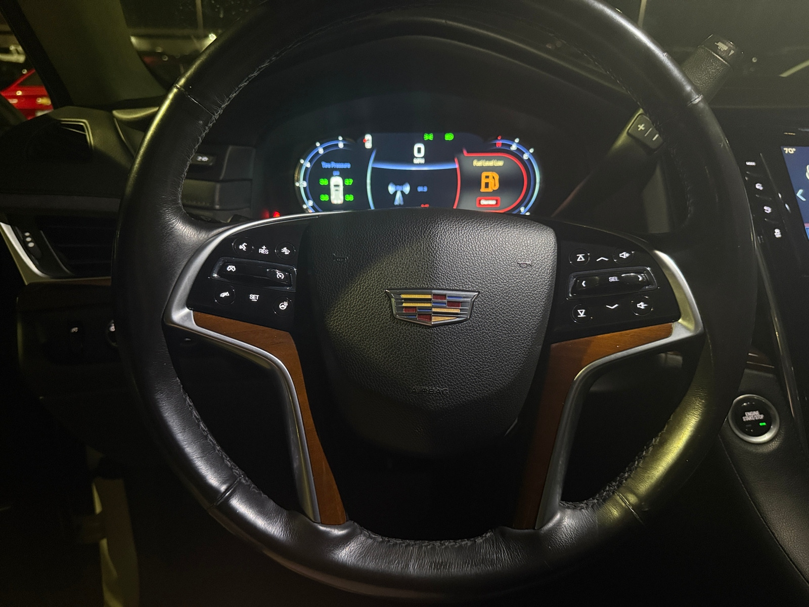 Thumbnail: 2019 Cadillac Escalade - 4