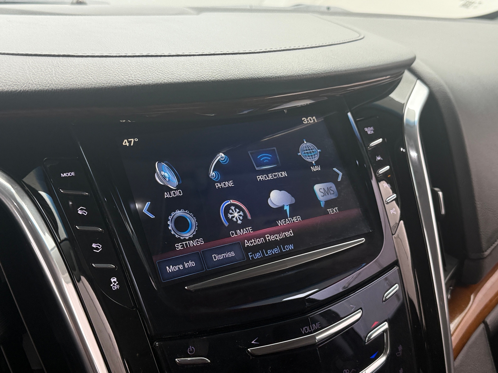 Thumbnail: 2019 Cadillac Escalade - 3