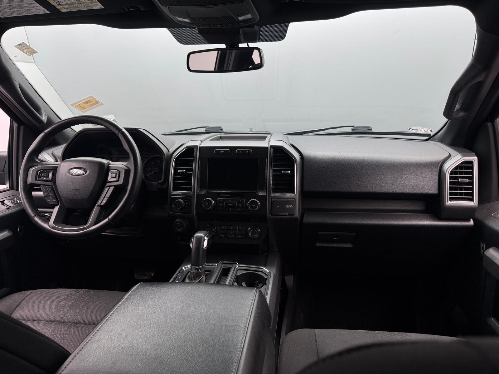 Thumbnail: 2019 Ford Econoline - 3