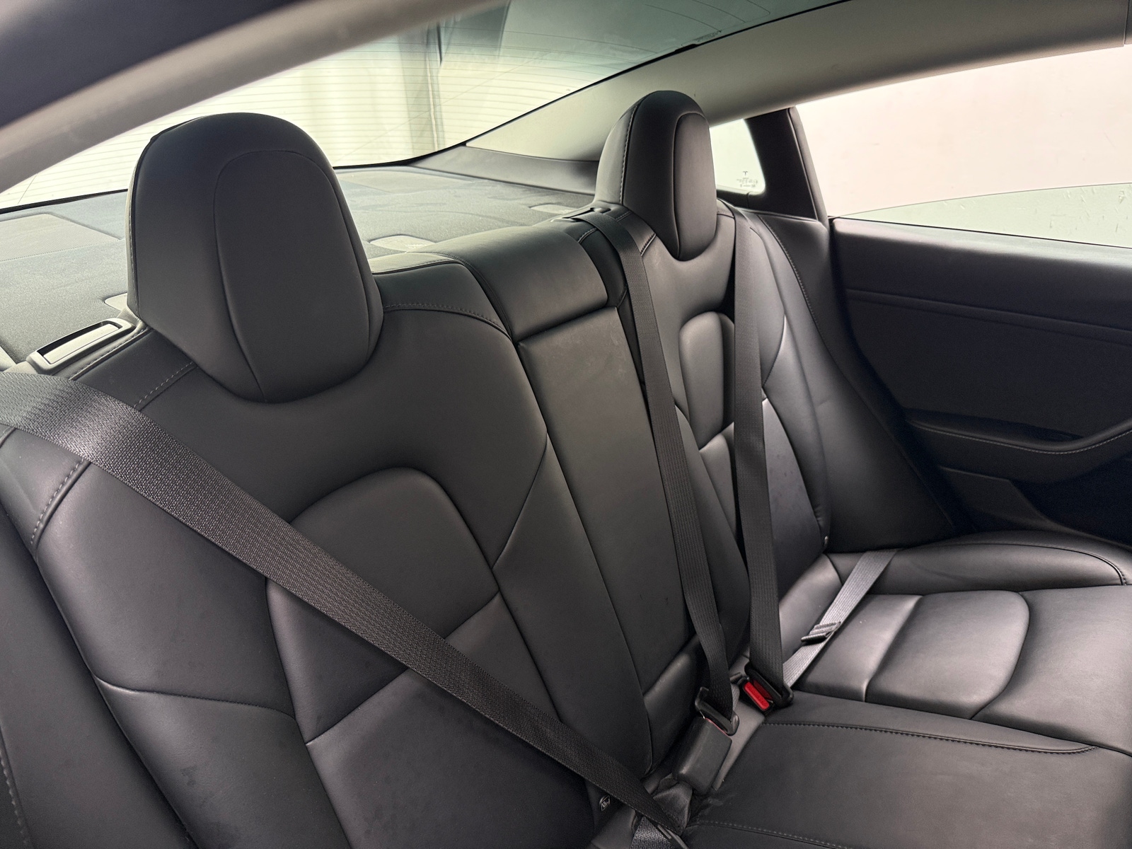 Thumbnail: 2022 Tesla Model 3 - 5