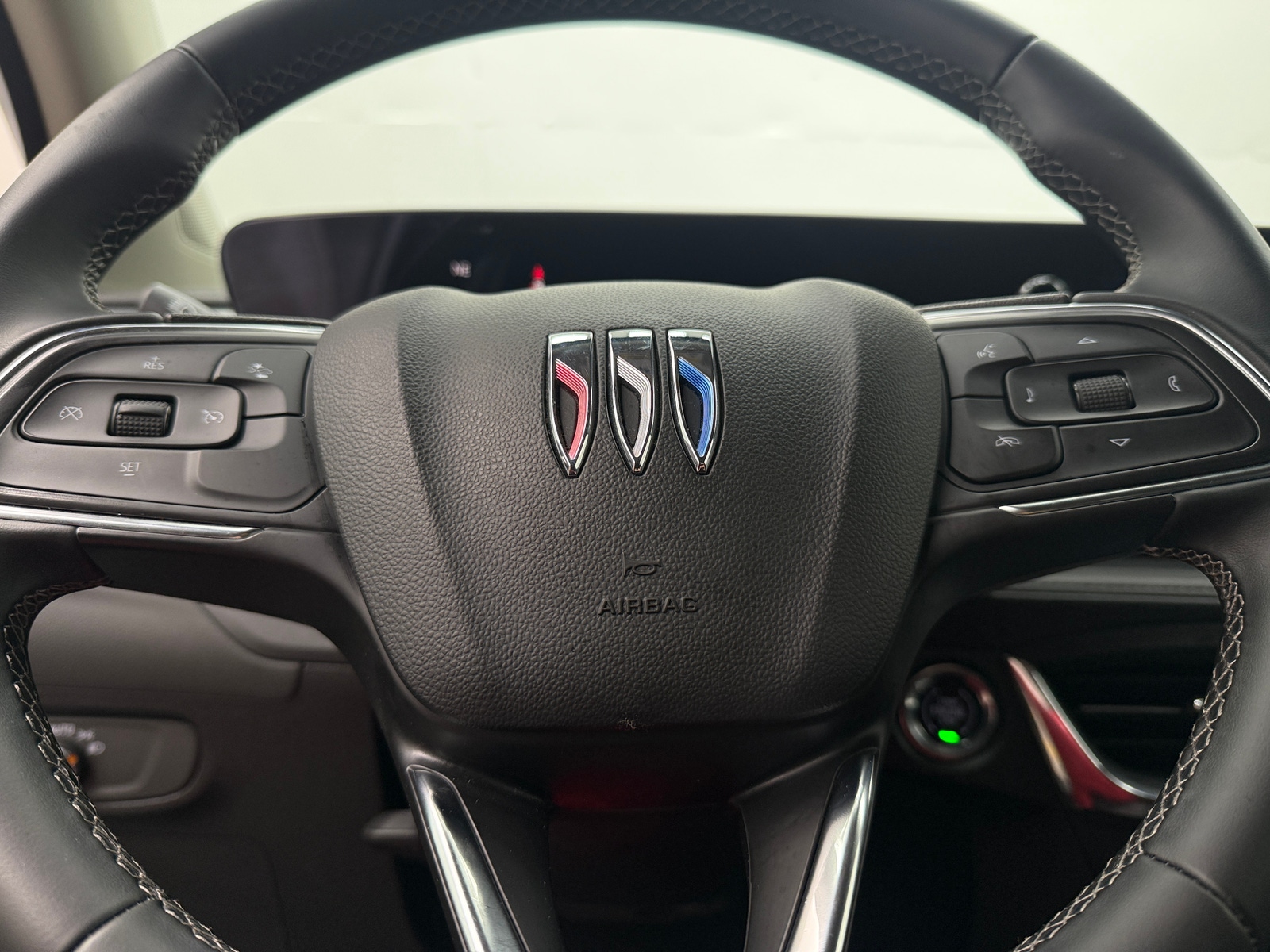 Thumbnail: 2025 Buick Encore GX - 5