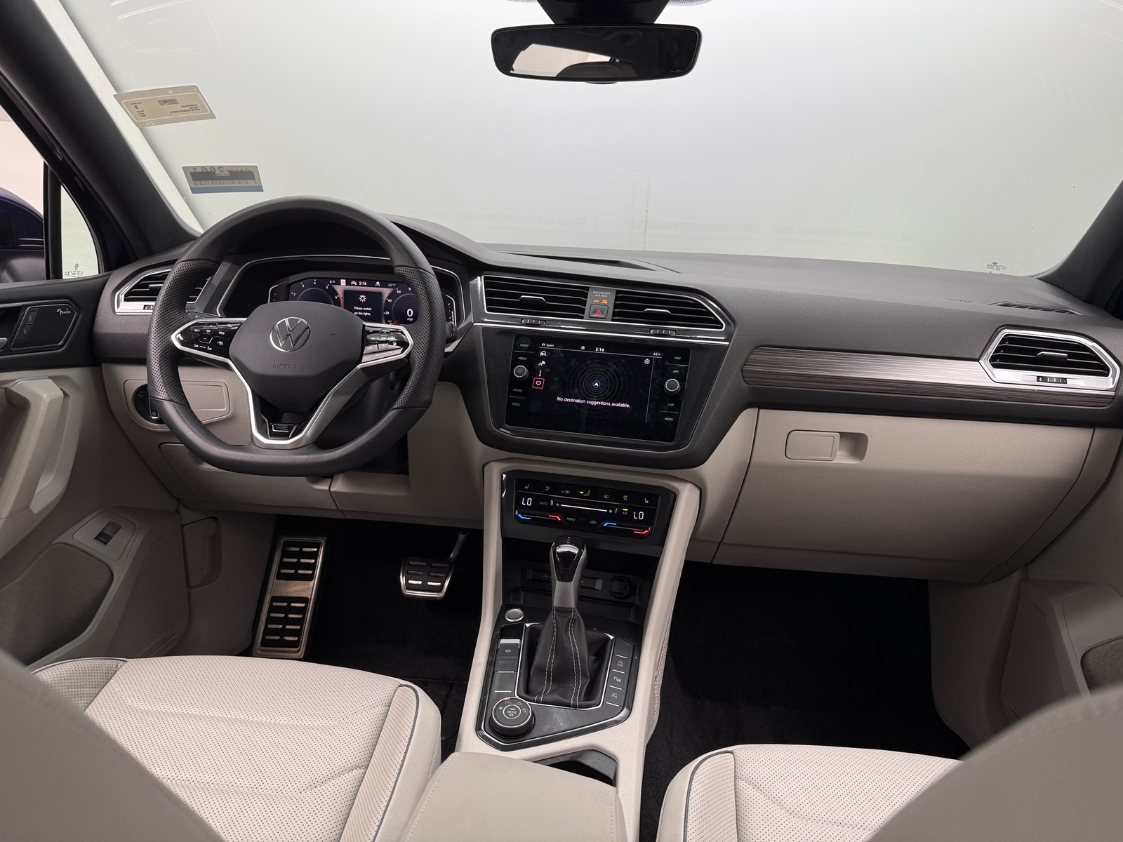 Thumbnail: 2024 Volkswagen Tiguan - 2