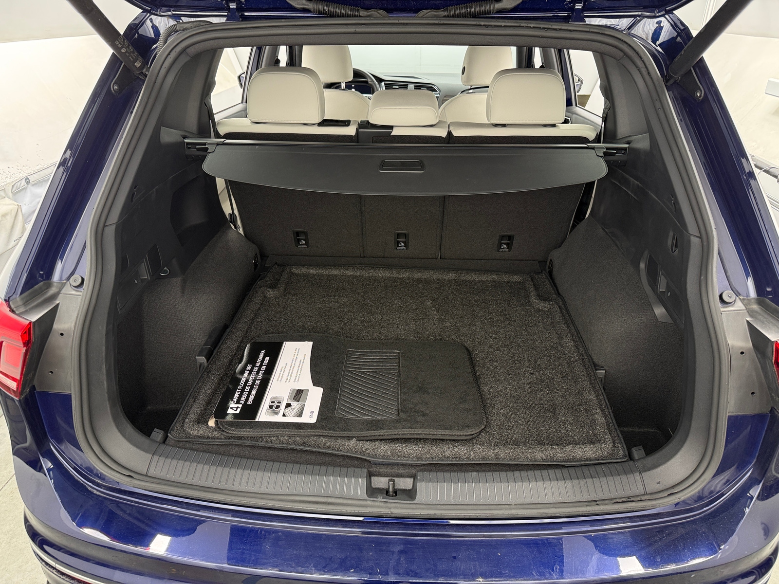 Thumbnail: 2024 Volkswagen Tiguan - 6