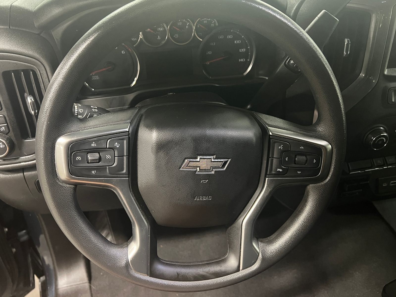 Thumbnail: 2021 Chevrolet Silverado 1500 - 5