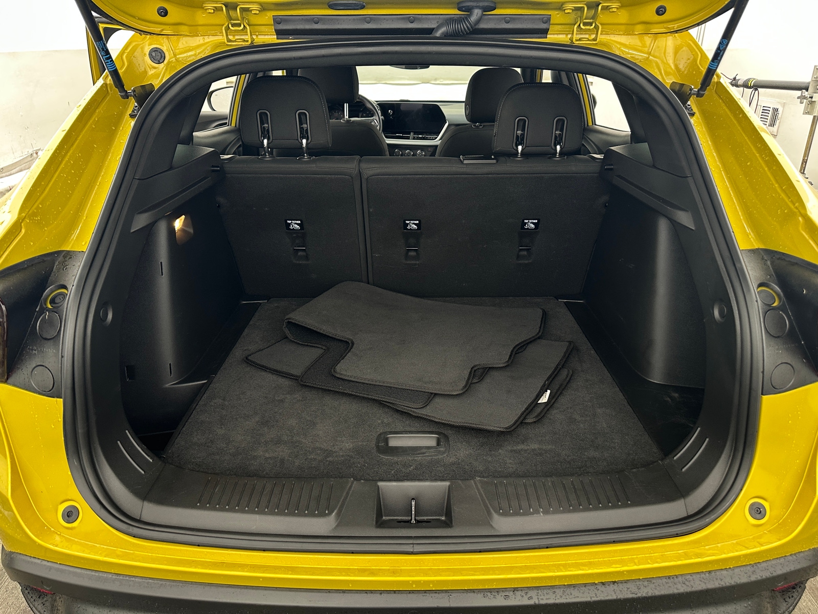 Thumbnail: 2025 Chevrolet Trax - 7