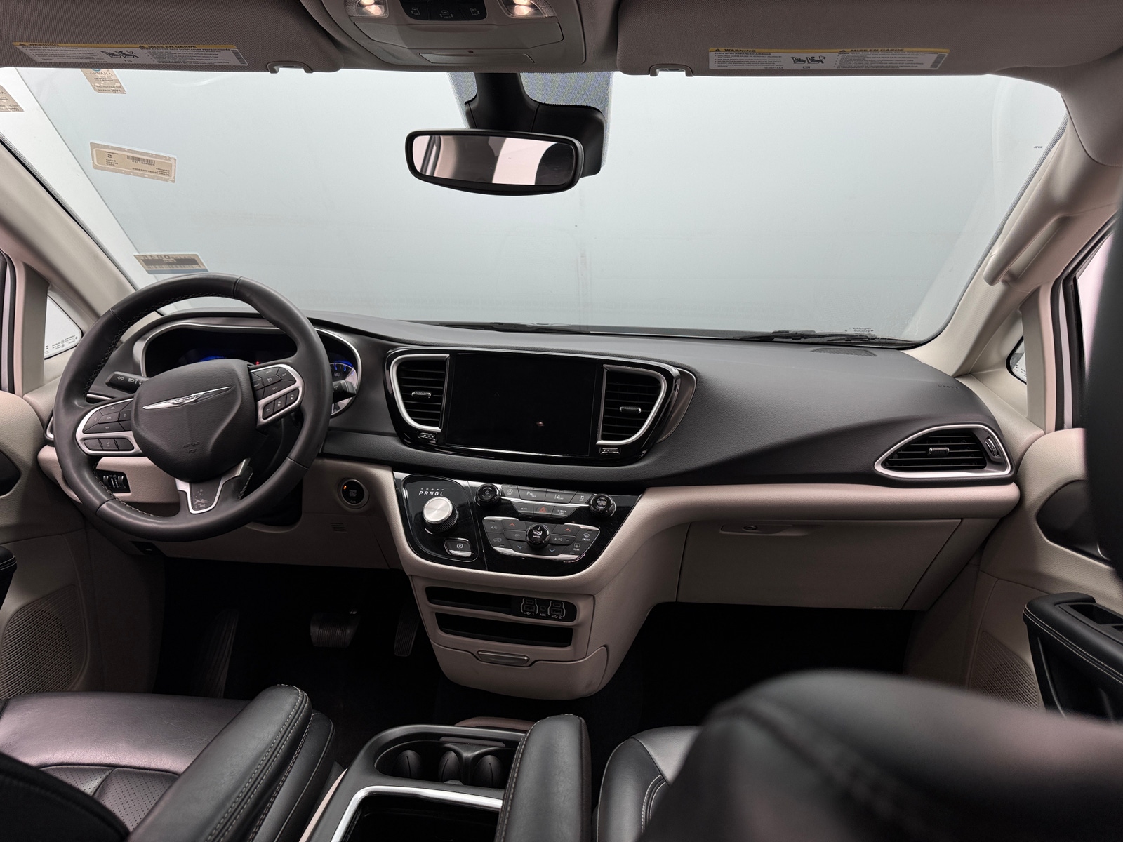 Thumbnail: 2023 Chrysler Pacifica - 2