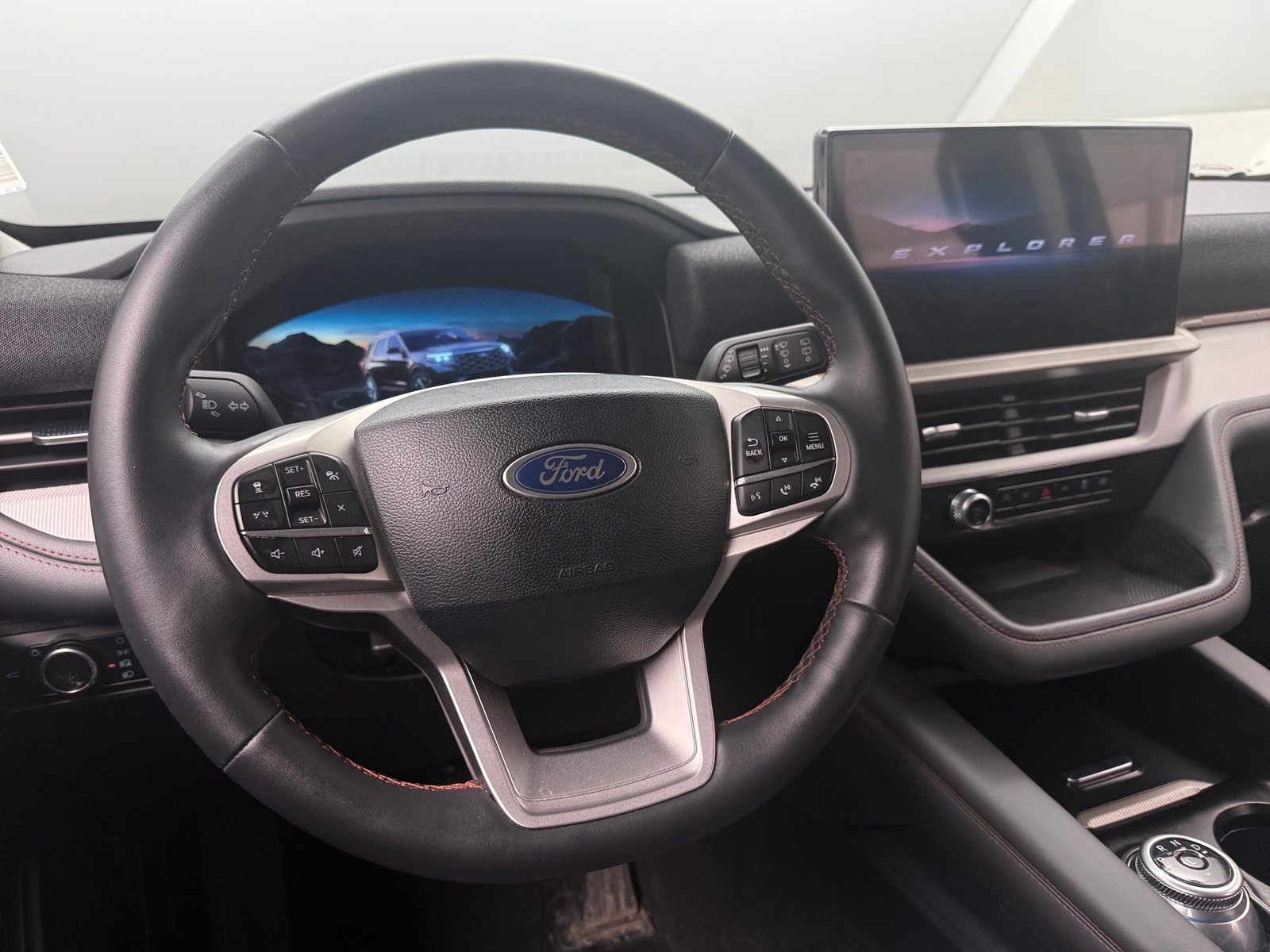 Thumbnail: 2025 Ford Explorer - 5