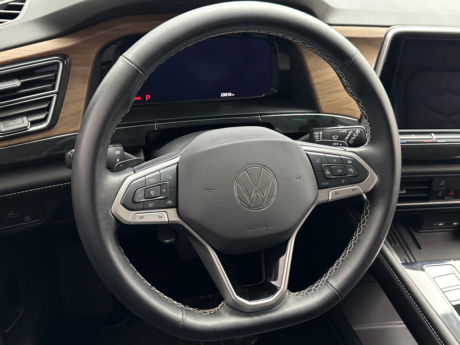 Thumbnail: 2025 Volkswagen Atlas - 4