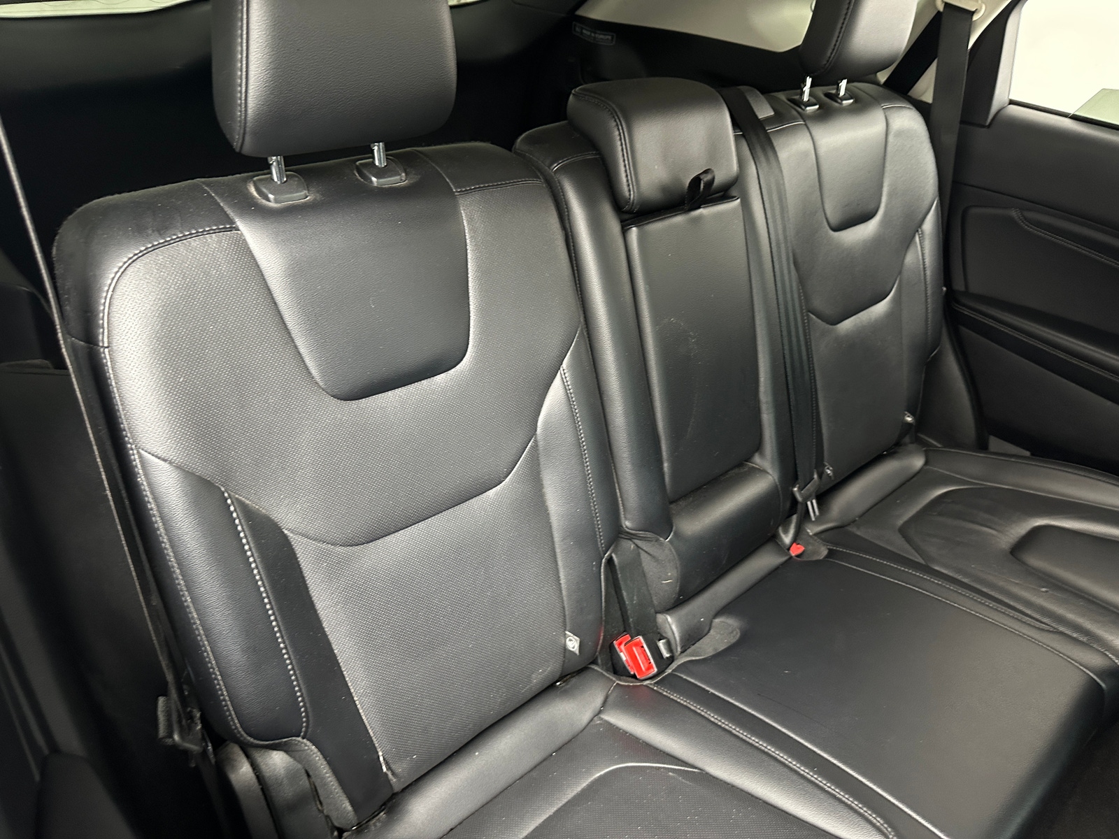 Thumbnail: 2022 Ford Edge - 5