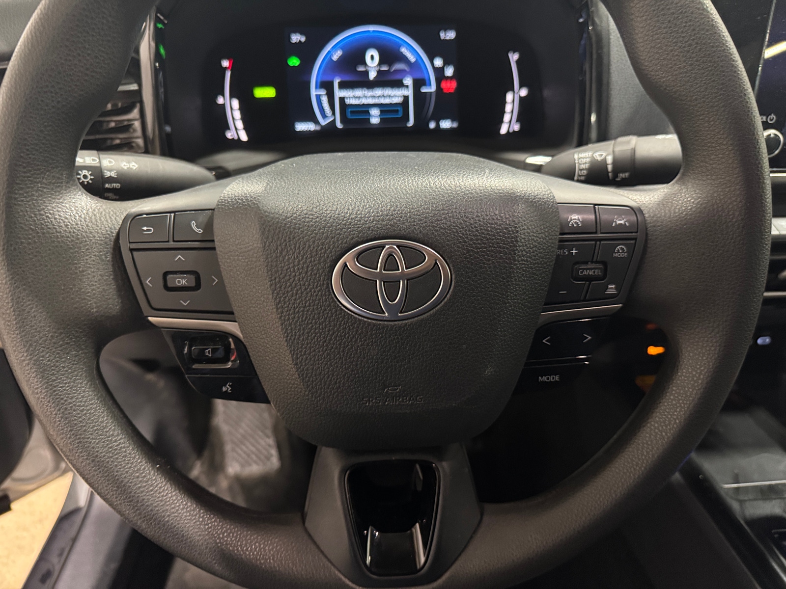 Thumbnail: 2025 Toyota Camry - 5