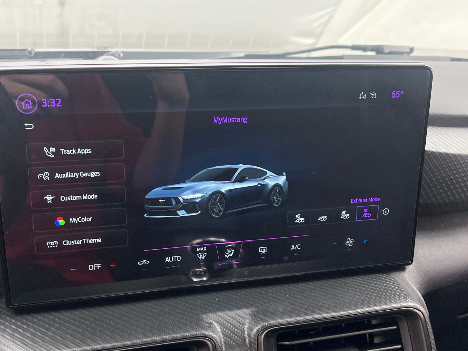 Thumbnail: 2024 Ford Mustang - 3