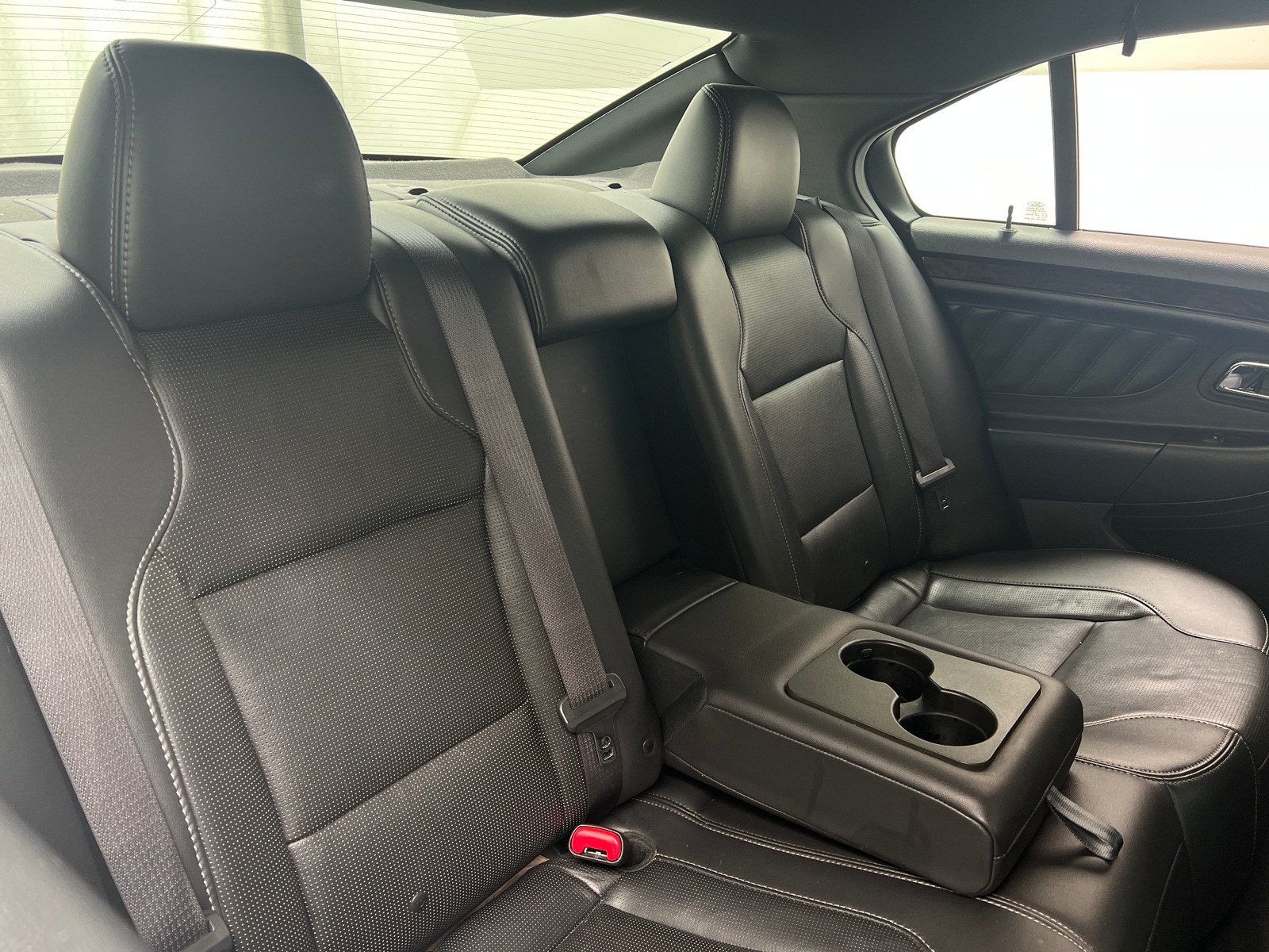 Thumbnail: 2015 Ford Taurus - 5