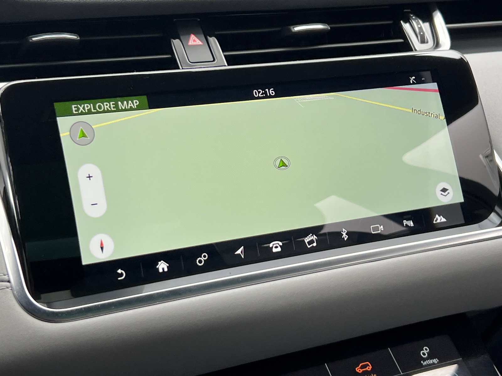 Thumbnail: 2020 Land Rover Range Rover Evoque - 3