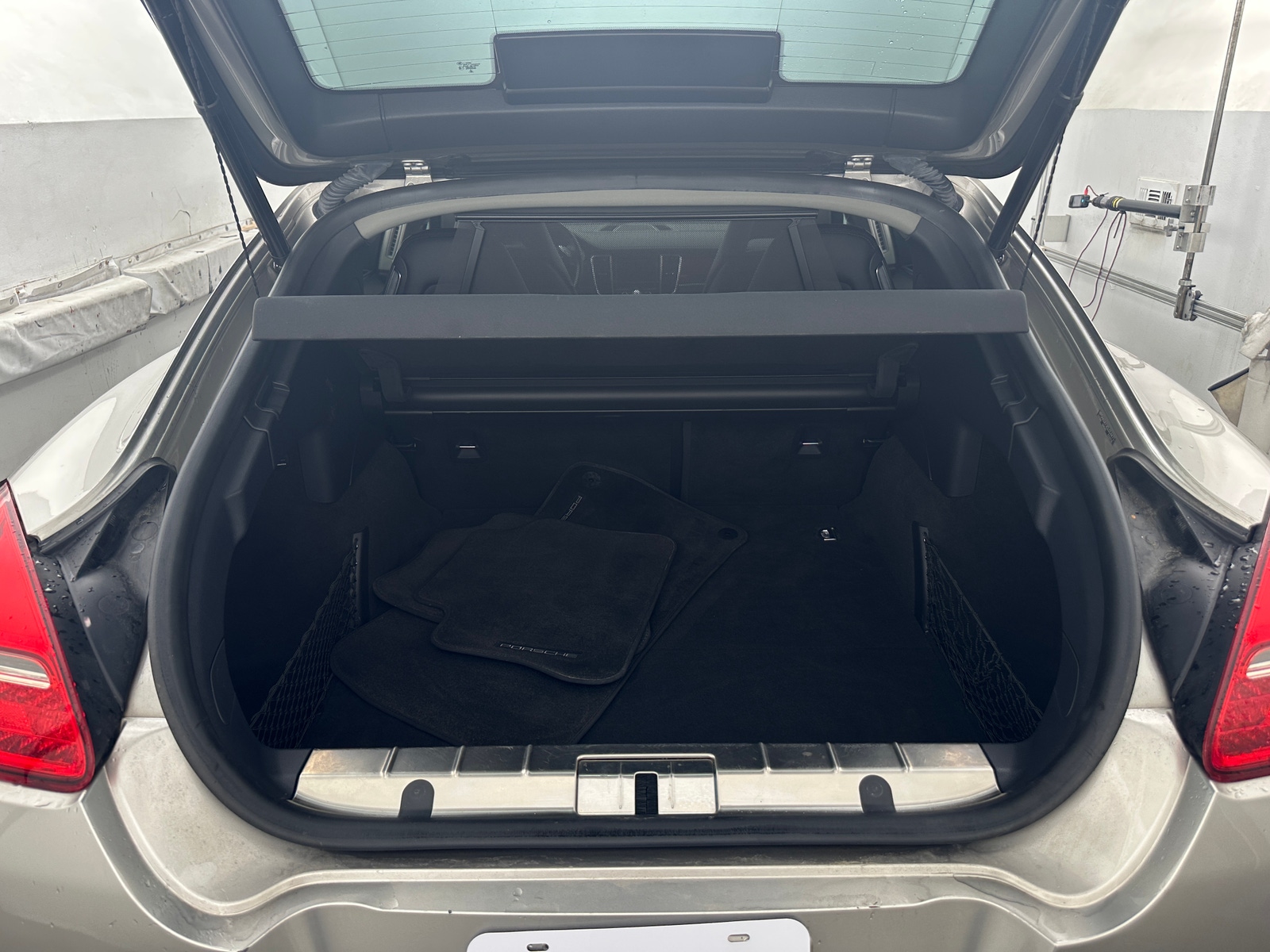 Thumbnail: 2012 Porsche Panamera - 6