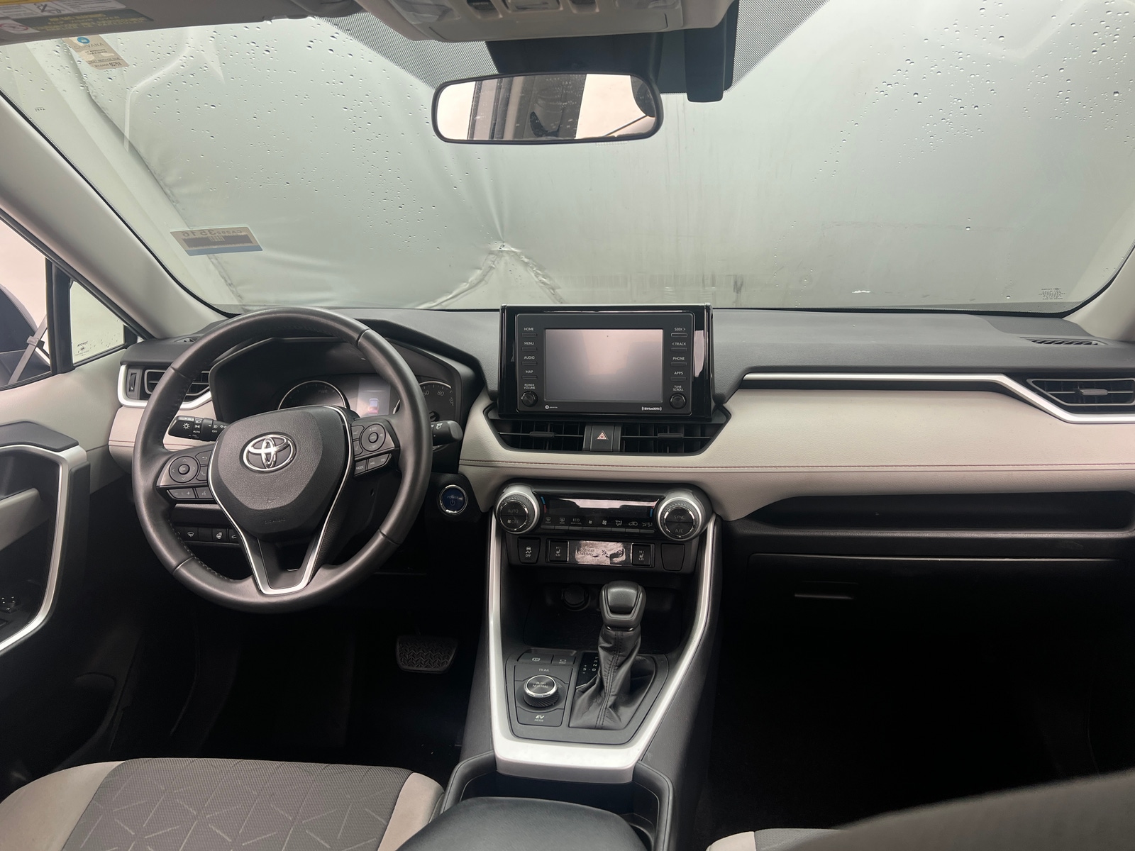 Thumbnail: 2020 Toyota RAV4 - 3