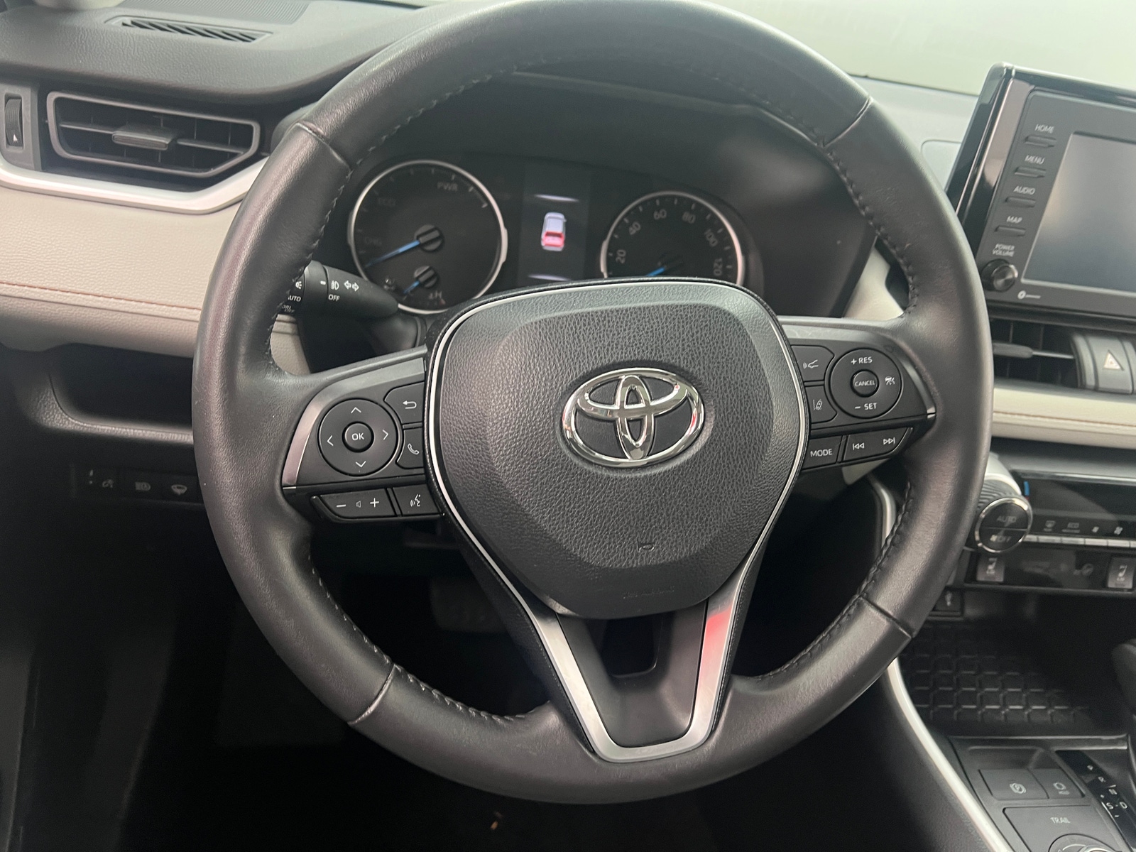 Thumbnail: 2020 Toyota RAV4 - 5