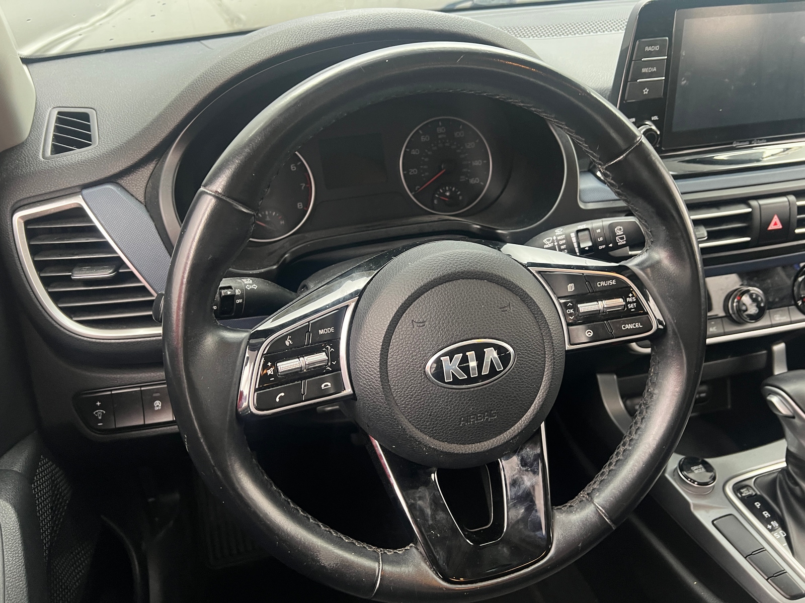 Thumbnail: 2021 Kia Seltos - 4