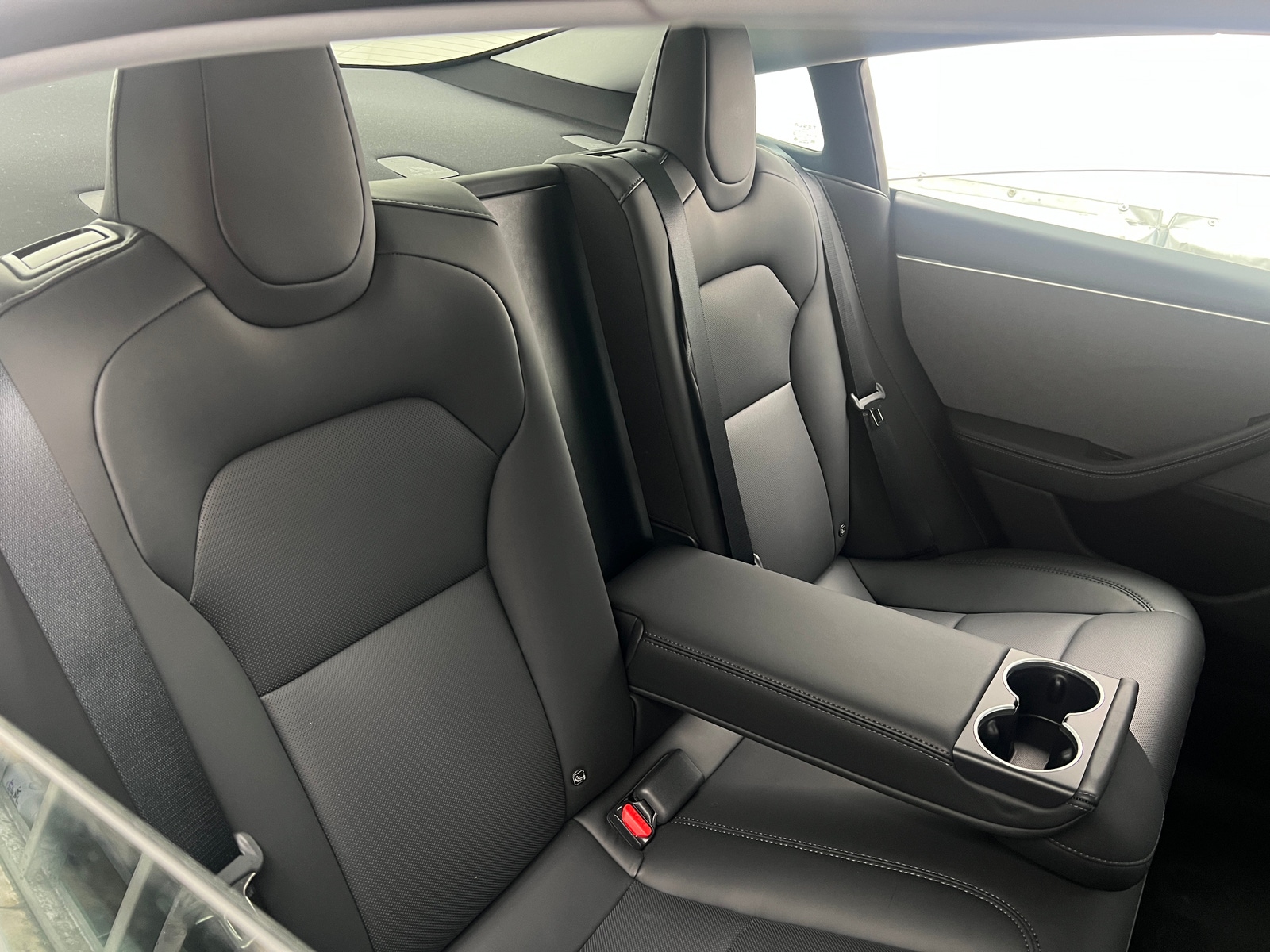 Thumbnail: 2025 Tesla Model 3 - 5