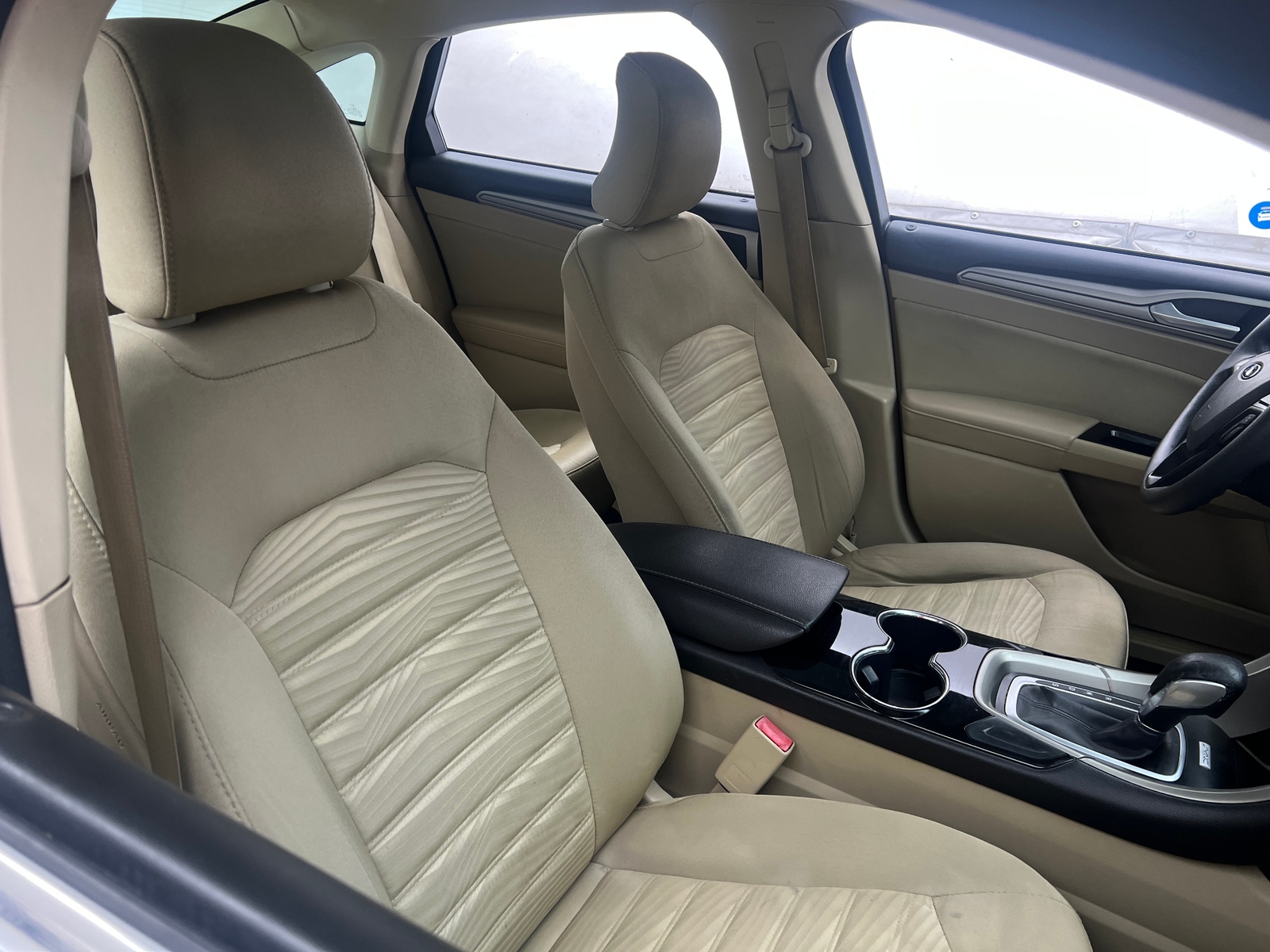 Thumbnail: 2016 Ford Fusion - 2