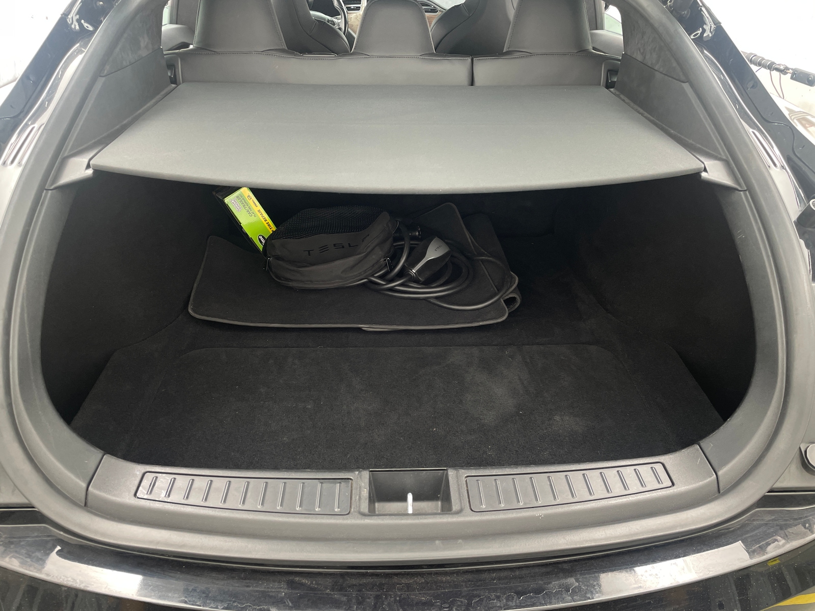 Thumbnail: 2017 Tesla Model S - 6