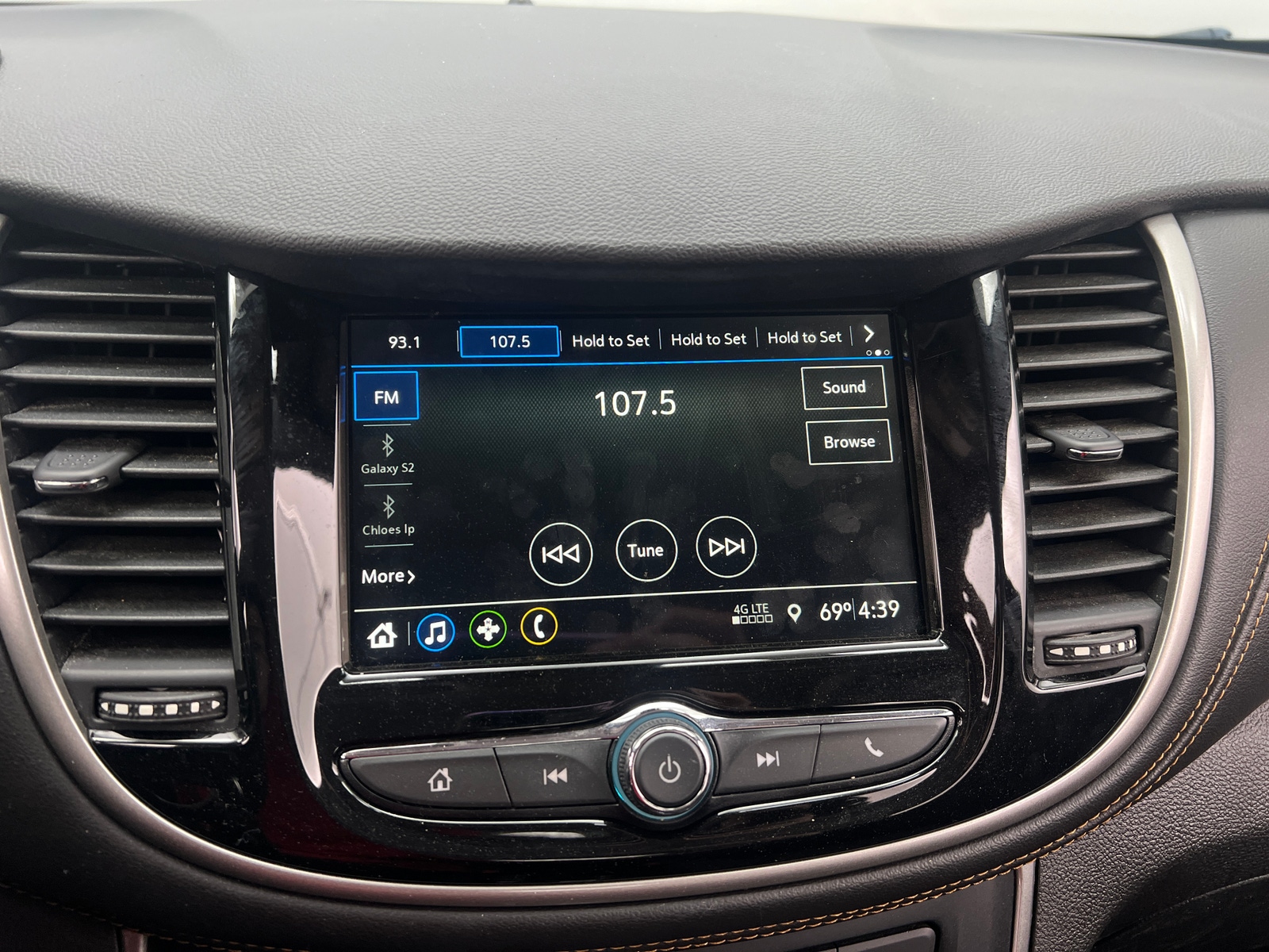 Thumbnail: 2019 Chevrolet Trax - 4